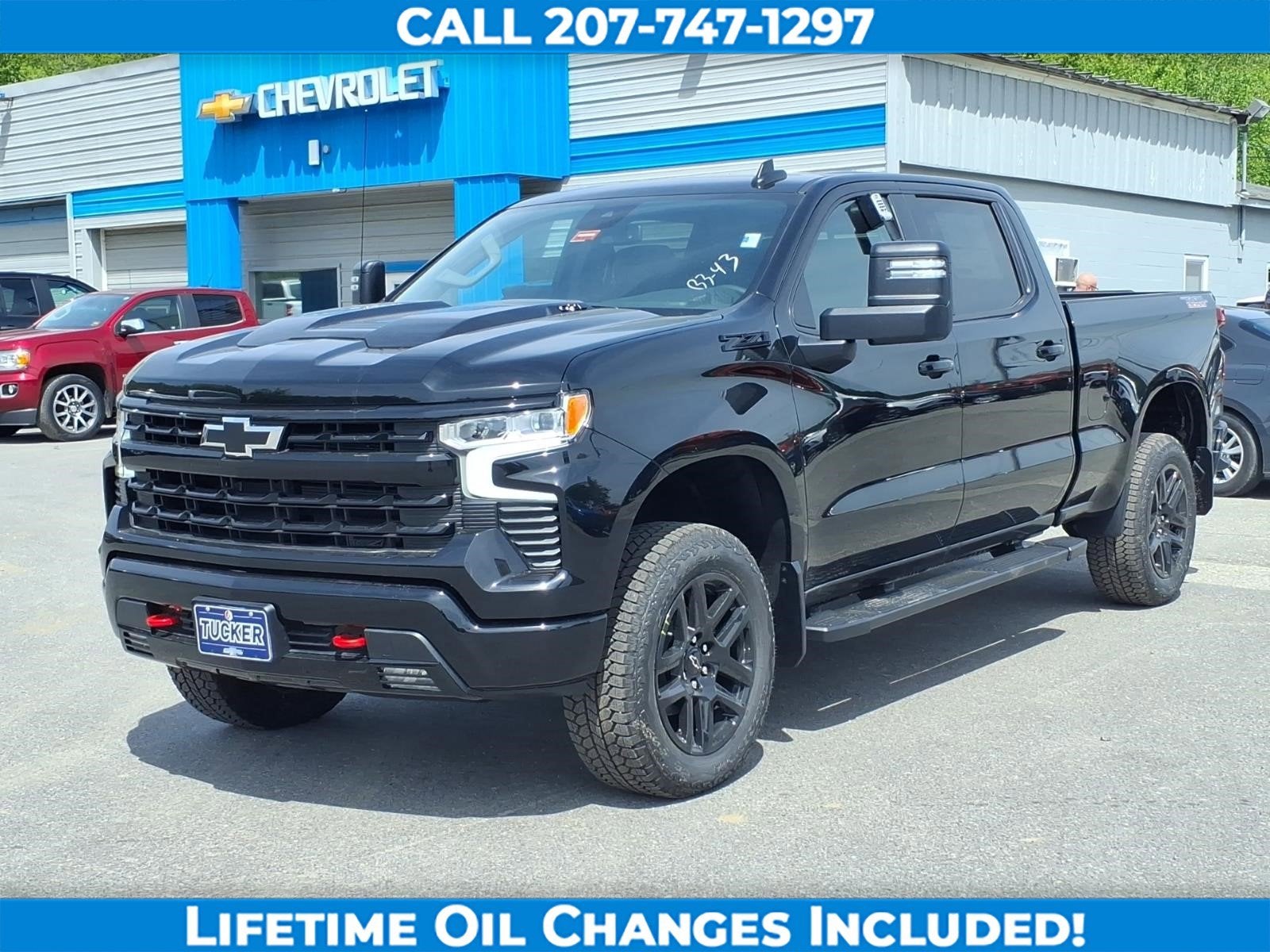 2026 Chevrolet Silverado 1500 LT Trail Boss in Black — front three-quarter view