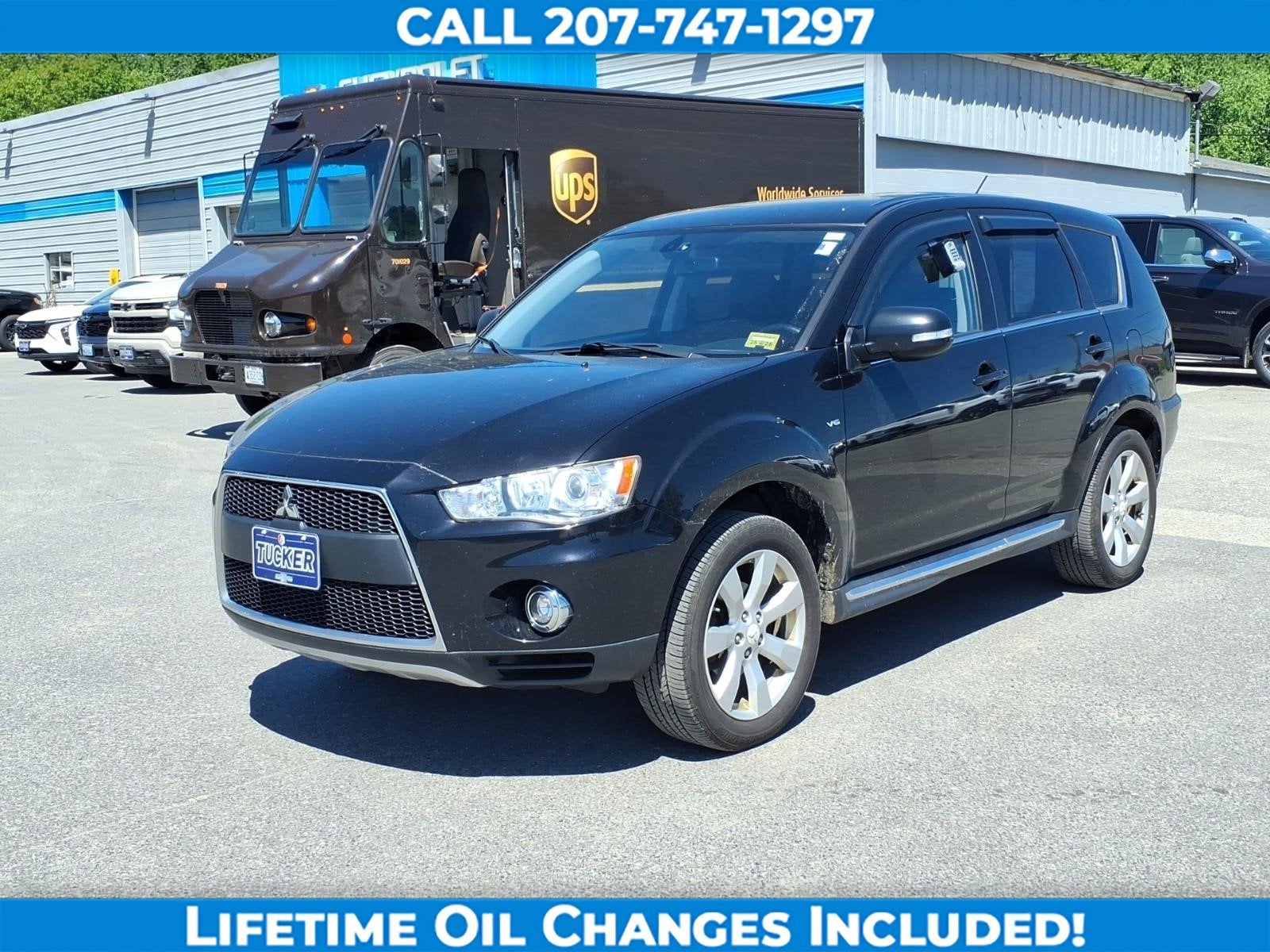 2012 Mitsubishi Outlander GT in Other — front three-quarter view