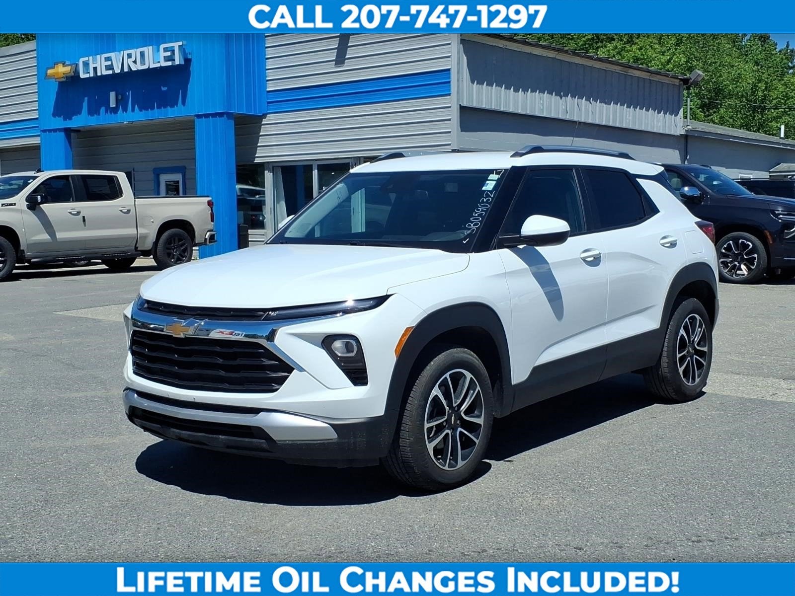 2025 Chevrolet Trailblazer LT in Summit White — front three-quarter view
